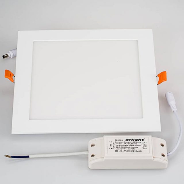 Светильник DL-225x225M-21W Warm White (ARL, IP40 Металл, 3 года)