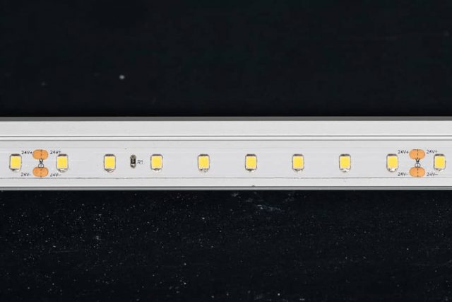 Лента RT 2-5000 24V Day5000 (2835, 80 LED/m, LUX) (ARL, 6 Вт/м, IP20)