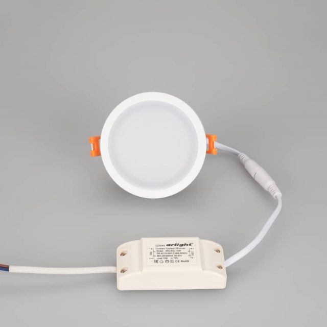 Светодиодная панель LTD-95SOL-10W White (ARL, IP44 Пластик, 3 года)